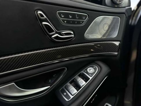 Used 2018 Mercedes-Benz S 63 AMG S 4MATIC Sedan image 31