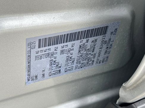 Used 2025 Nissan Rogue SV FWD image 21