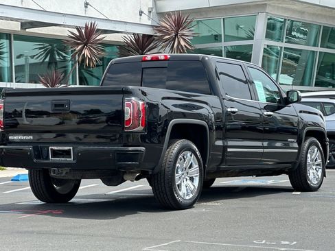 Used 2018 GMC Sierra 1500 Denali RWD image 4