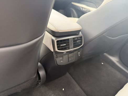 Used 2024 Lexus RX 350 Premium w/ Accessory Package (Z1) FWD image 31