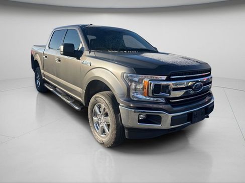 Used 2018 Ford F150 XLT image 2