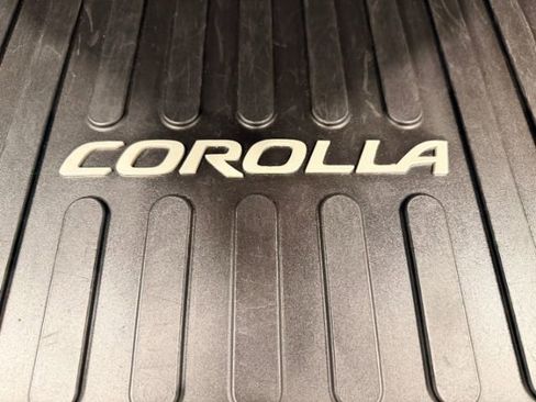 Used 2019 Toyota Corolla XSE image 25