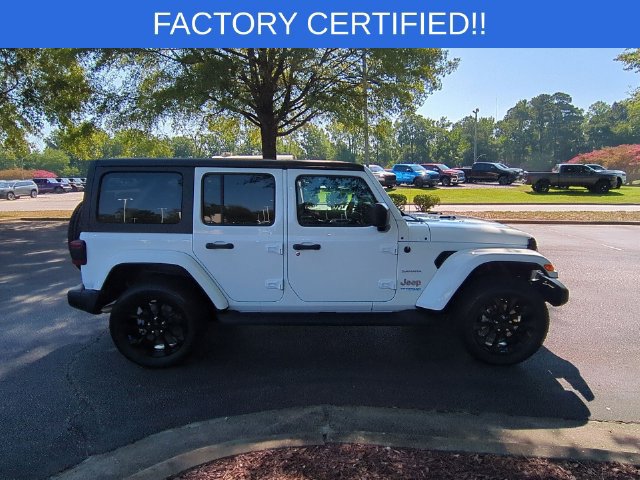 Certified 2022 Jeep Wrangler Unlimited Sahara w/ Cold Weather Group AWD/4WD image 6
