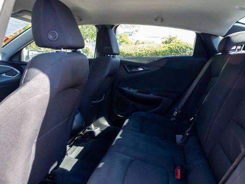 Used 2023 Chevrolet Malibu RS image 23