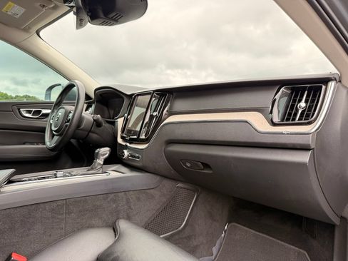 Used 2018 Volvo XC60 T5 Inscription w/ Convenience Package AWD/4WD image 24