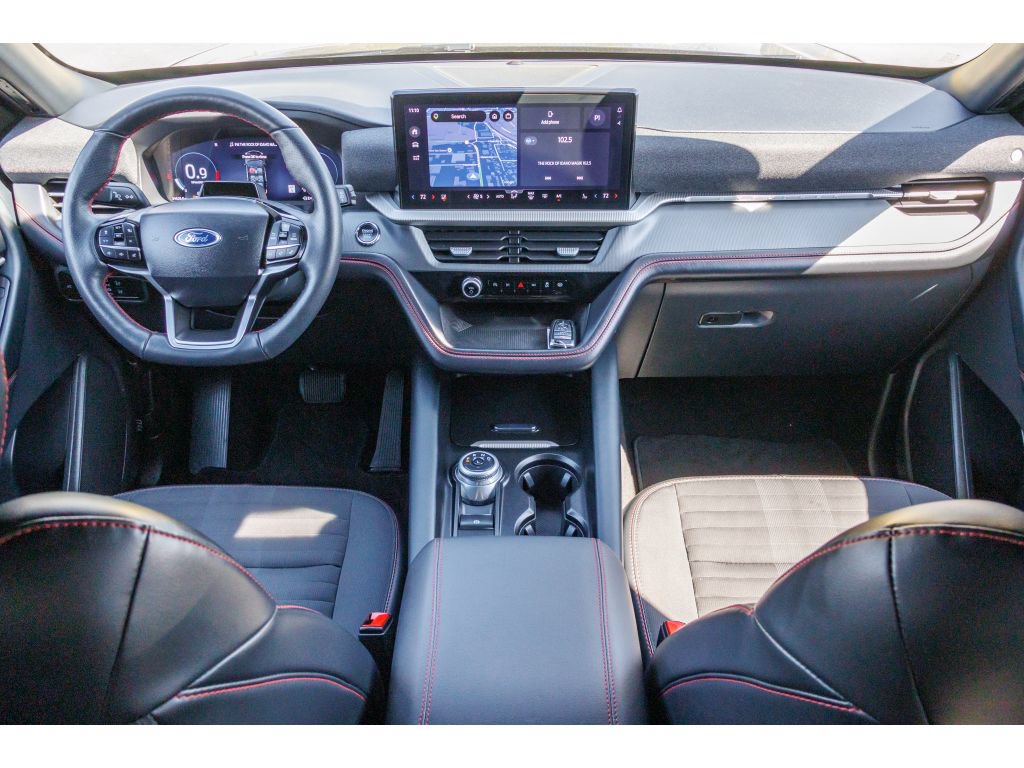 Used 2025 Ford Explorer ST-Line AWD/4WD image 12