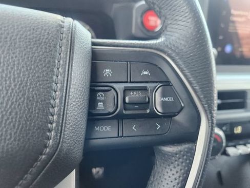 Certified 2025 Toyota Tacoma TRD Sport AWD/4WD image 27