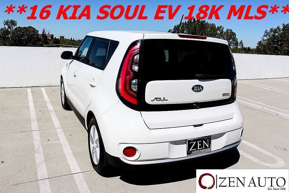Used 2016 Kia Soul EV FWD image 8