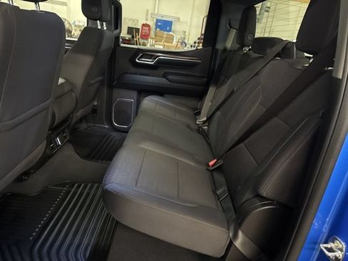 Used 2025 Chevrolet Silverado 1500 LT AWD/4WD image 21
