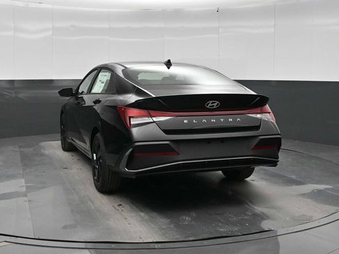 New 2026 Hyundai Elantra Sport FWD image 8