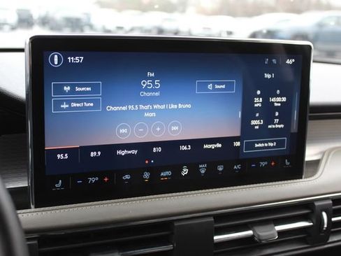 Used 2023 Lincoln Corsair AWD image 22