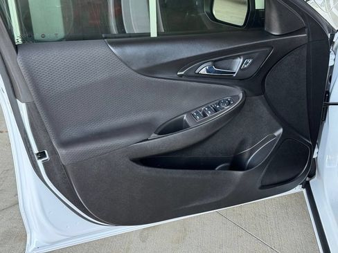 Used 2023 Chevrolet Malibu RS FWD image 23