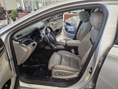 Used 2013 Cadillac XTS Luxury w/ Driver Awareness Package AWD/4WD image 8