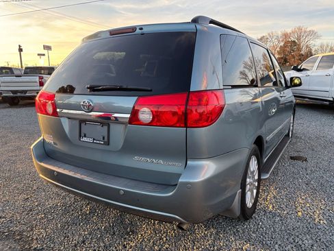 Used 2009 Toyota Sienna XLE image 8