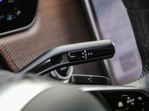 Used 2024 Mercedes-Benz EQE 350+ 4MATIC Sedan image 25