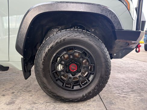 Used 2022 Toyota Tundra TRD Pro image 12