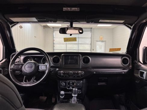 Used 2022 Jeep Wrangler Unlimited Sport AWD/4WD image 23