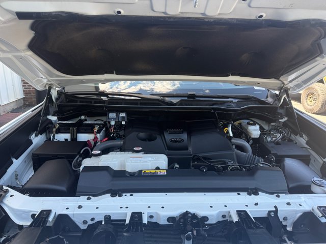Used 2023 Toyota Tundra Limited AWD/4WD image 18