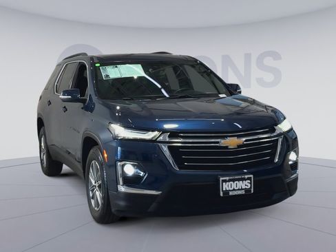Used 2023 Chevrolet Traverse LT AWD/4WD image 4
