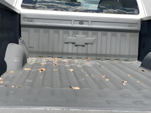 Used 2017 Chevrolet Colorado W/T w/ WT Convenience Package image 8