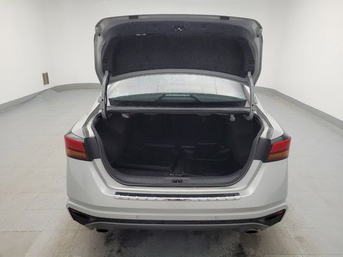 Used 2021 Nissan Altima 2.5 SR w/ SR Premium Package image 29