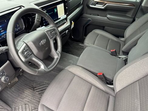 Used 2024 Chevrolet Silverado 1500 RST image 9