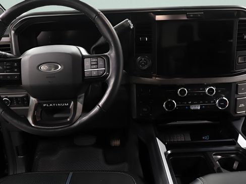 Used 2026 Ford F250 Platinum AWD/4WD image 6