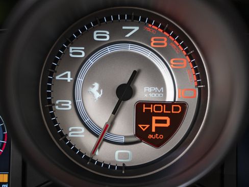 Used 2021 Ferrari Portofino RWD image 40