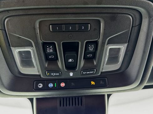Used 2023 GMC Sierra 1500 Denali Ultimate AWD/4WD image 19