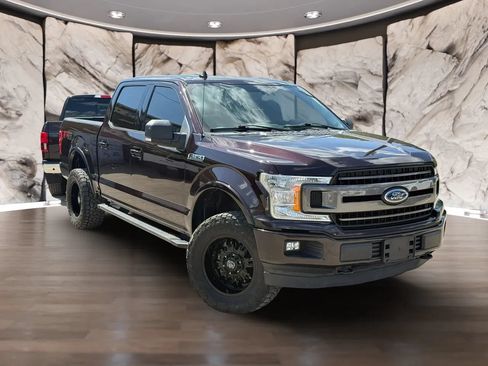 Used 2018 Ford F150 XLT w/ Equipment Group 302A Luxury AWD/4WD image 9