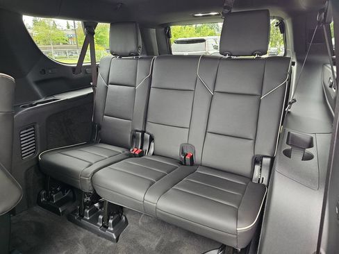 New 2026 Cadillac Escalade ESV Sport w/ Touring Package AWD/4WD image 18