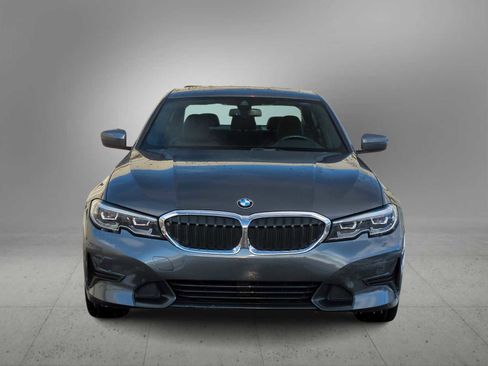 Certified 2022 BMW 330i xDrive Sedan w/ Premium Package image 3