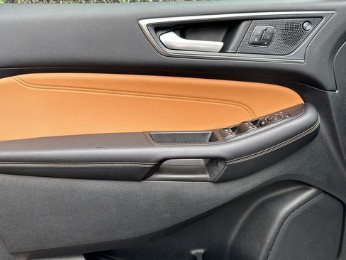 Certified 2024 Ford Edge Titanium w/ Titanium Elite Package image 8