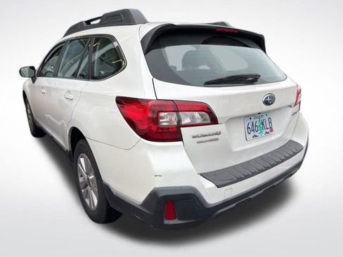 Used 2018 Subaru Outback 2.5i image 5