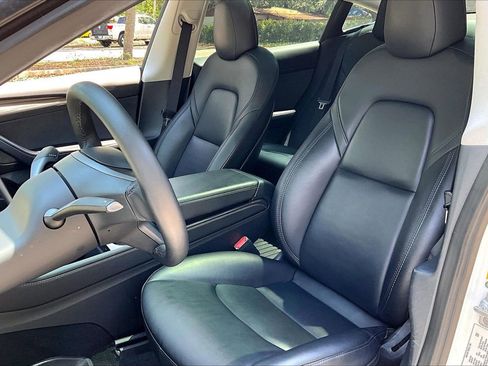Used 2023 Tesla Model 3 Standard Range RWD image 17