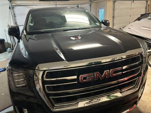 Certified 2023 GMC Yukon SLT w/ SLT Luxury Package AWD/4WD image 1