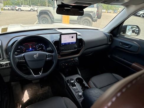 Certified 2023 Ford Bronco Sport Outer Banks w/ Tech Package AWD/4WD image 7