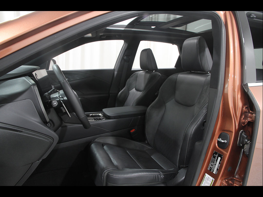 Certified 2023 Lexus RX 350 AWD w/ Accessory Package (K3) image 5