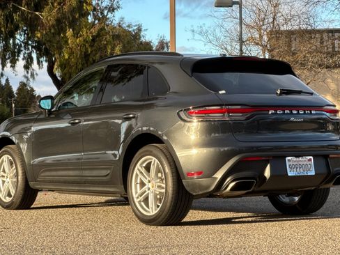 Used 2024 Porsche Macan image 6