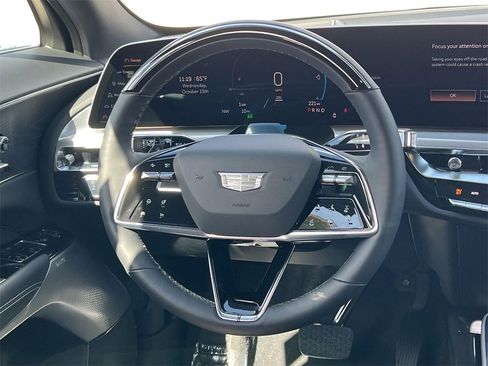 New 2025 Cadillac Lyriq Sport image 12