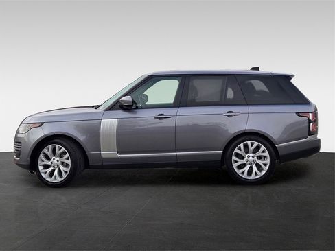 Used 2022 Land Rover Range Rover Westminster Edition image 3