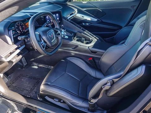 Used 2023 Chevrolet Corvette Stingray Convertible w/ Z51 Performance Package image 16