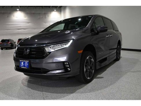 Used 2022 Honda Odyssey Elite image 10