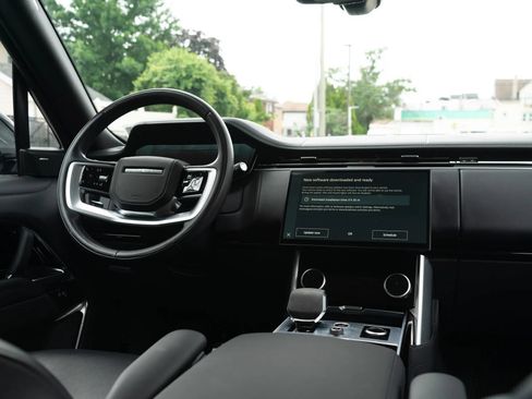 Used 2023 Land Rover Range Rover SE AWD/4WD image 47
