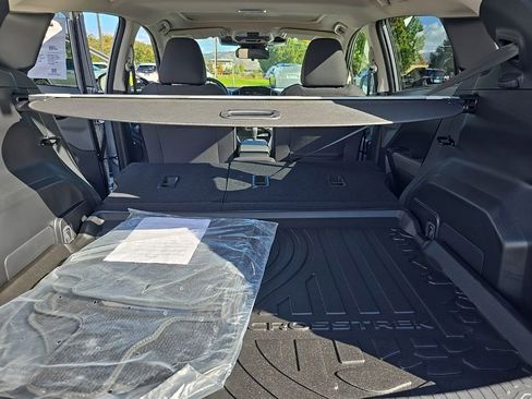 New 2025 Subaru Crosstrek 2.5i Premium image 17