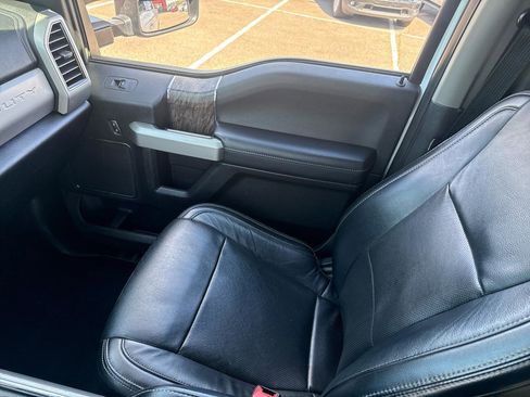 Used 2019 Ford F250 Lariat w/ Chrome Package AWD/4WD image 19