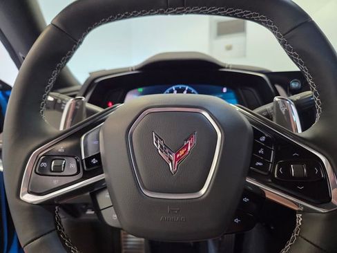 Used 2024 Chevrolet Corvette Stingray Preferred Cpe w/ Z51 Performance Package RWD image 19