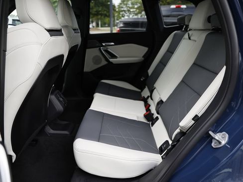 New 2026 BMW X1 xDrive28i w/ Convenience Package AWD/4WD image 25