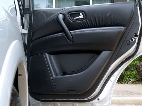 Used 2021 Nissan Armada SV RWD image 39