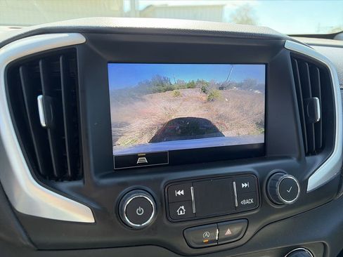 Certified 2023 GMC Terrain SLT image 20